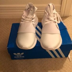 Women’s adidas tubular defiant white